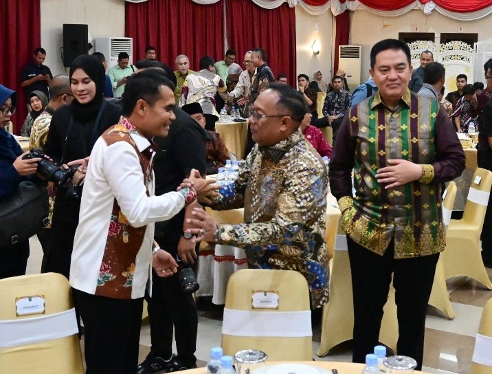 Danlanud Roesmin Nurjadin Hadiri Malam Purna Tugas Pj. Gubernur Riau