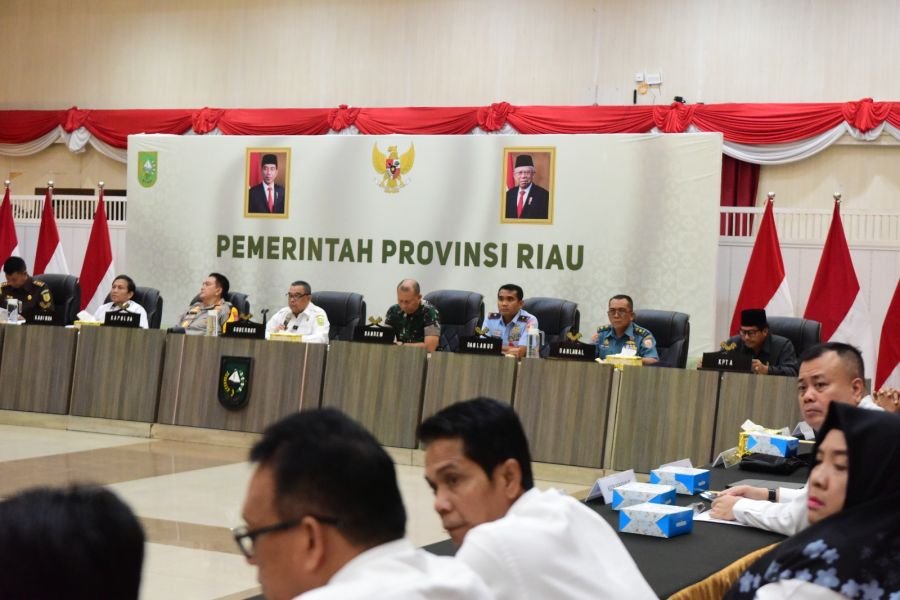 Danlanud Roesmin Nurjadin Hadiri Rakor Persiapan Distribusi Logistik Pemilu Tahun 2024 di Prov Riau