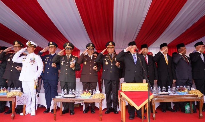 Danlanud RSN Hadiri Upacara Peringatan HUT ke-80 RI di Halaman Kantor Gubernur Riau