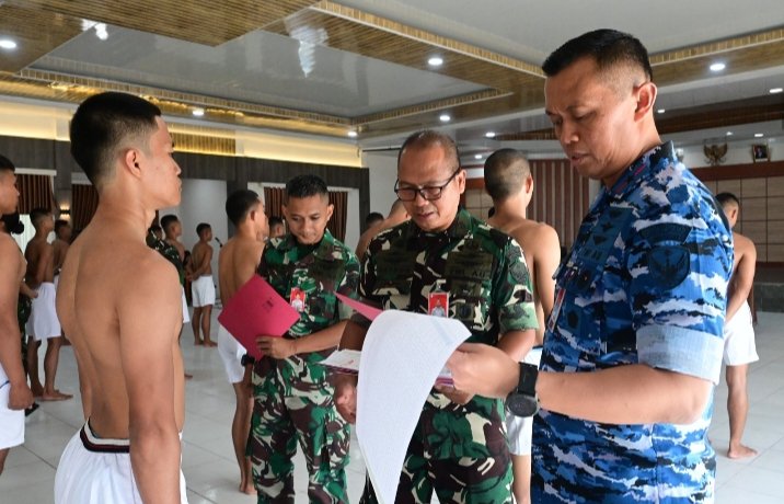 Danlanud RSN Pimpin Pantukhirda Penerimaan Tamtama PK TNI AU Gel. III/A-91 TA. 2025