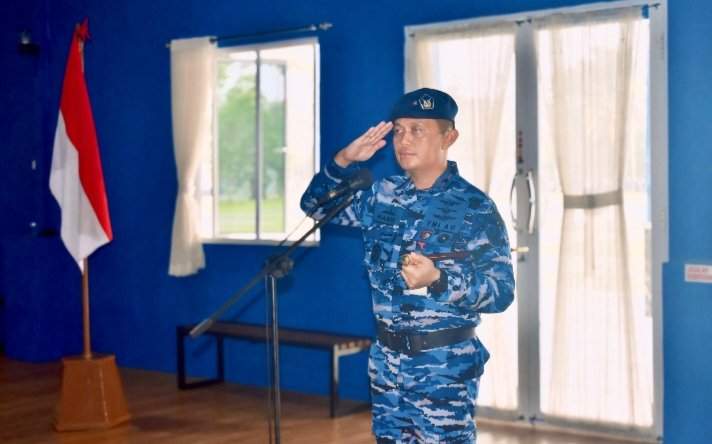 Danlanud RSN Pimpin Upacara Bendera 17 April, Dedikasi Prajurit Tetap Terjaga Meski Hujan