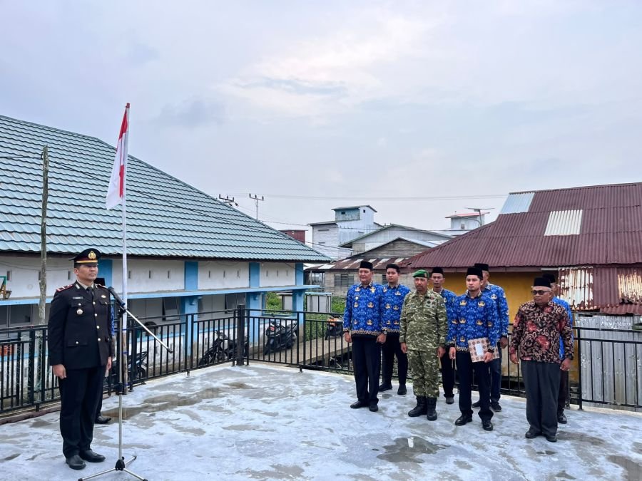 Danpos Concong Koramil 04/Kuindra Hadiri Apel Bersama Peringatan Hari Sumpah Pemuda ke-98 di Concong