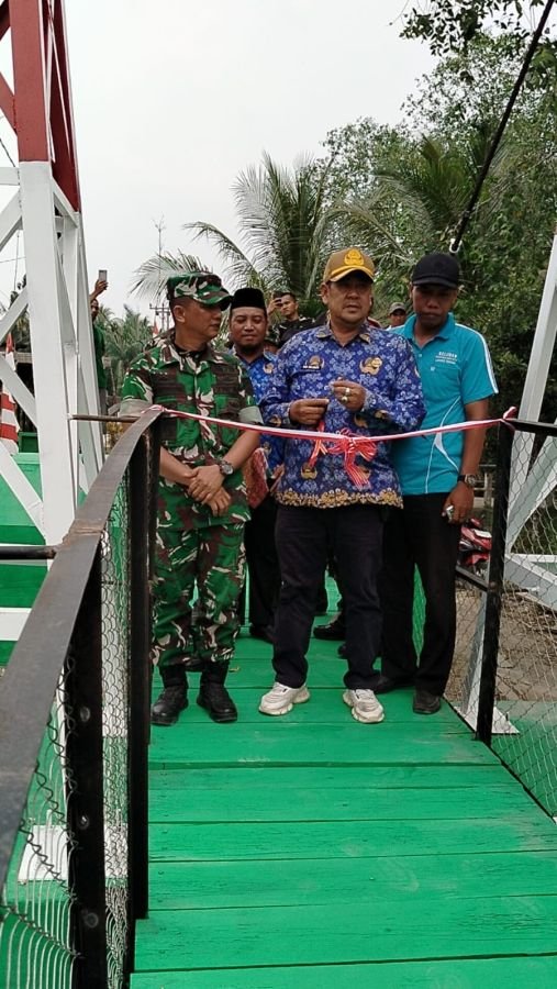 DANPOS  GAUNG  RAMIL 05/GAS  MENGHADIRI  PERESMIAN  JEMBATAN PERINTIS GARUDA PERKUAT AKSES DAN PEREK