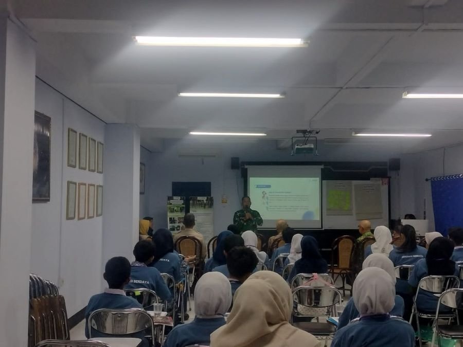 Danramil 02/TM Kapten Delmy Armansyah: Remaja Harus Disiplin, Takwa dan Punya Cita-cita