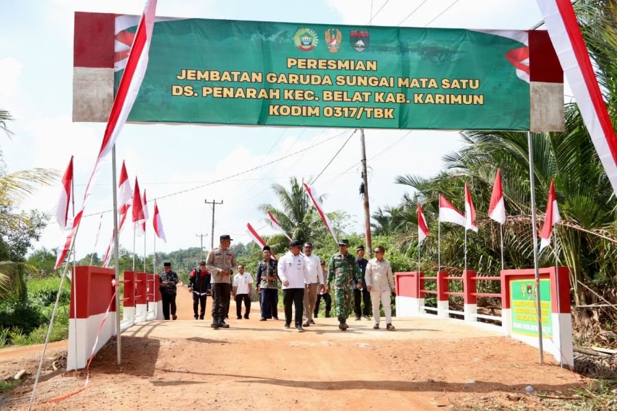 Danramil 03/Kundur Hadiri Peresmian Jembatan ARMCO di Belat