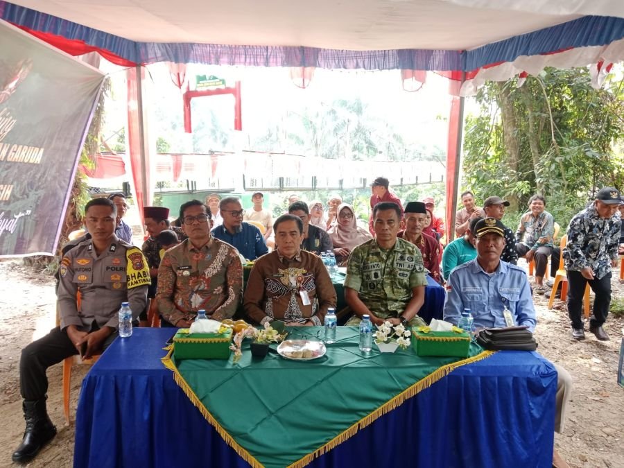 Danramil 07/KH Hadiri Launching 2.500 Jembatan Garuda dan 3.000 Titik Air Bersih