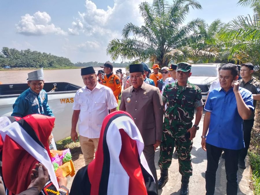 Danramil 07/KH Menghadiri Giat Pembukaan Pacu Jalur Kecamatan Pangean.