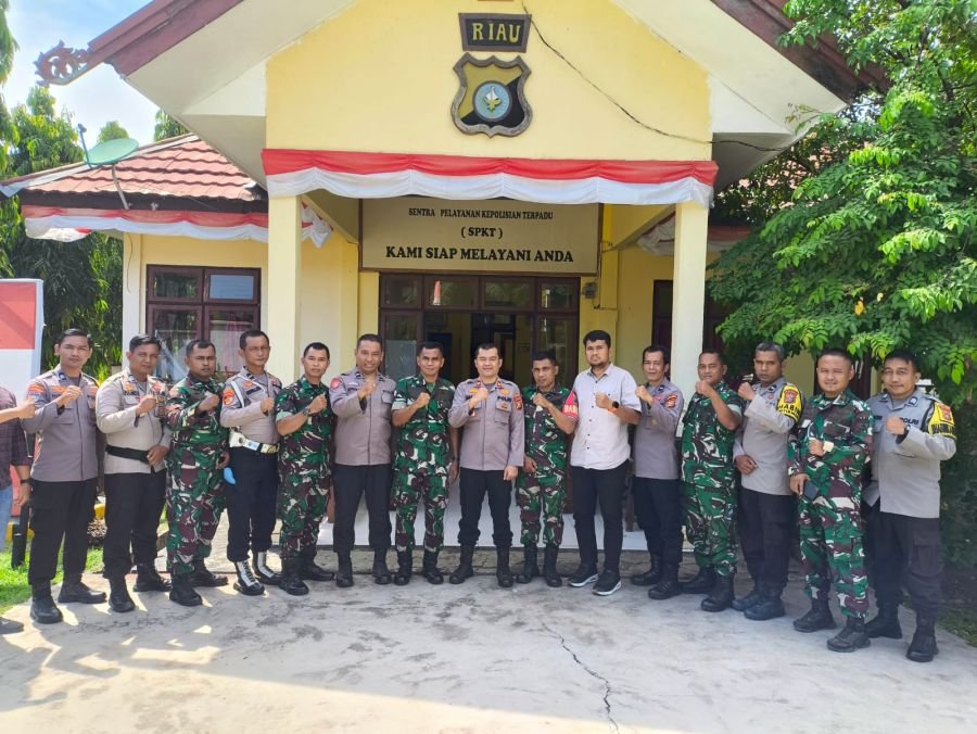 Danramil 07/KH Perkuat Sinergi TNI-Polri Lewat Kunjungan HUT Bhayangkara ke 80