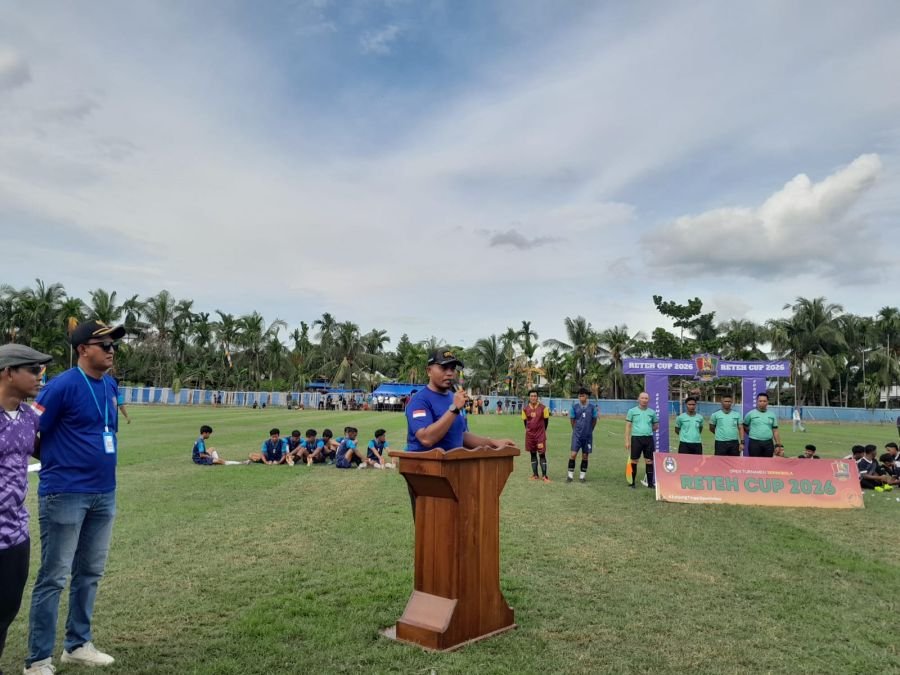 Danramil 07/Reteh Hadiri Pembukaan Turnamen Sepak Bola Reteh Cup 2026 di Pulau Kijang