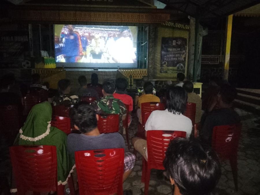 Danramil 07/Tambelan Ajak Masyarakat Nobar Pertandingan Piala Dunia 2026 Argentina vs Spanyol