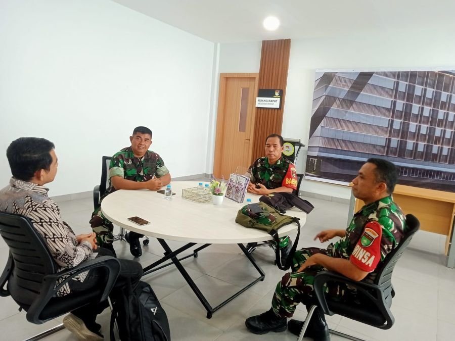 Danramil 07/Tenayan Raya Pererat Sinergi dengan Dunia Pendidikan Melalui Silaturahmi ke UNPRI