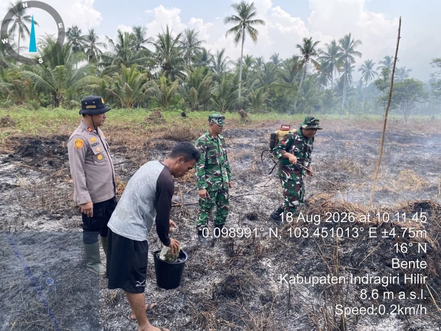 Danramil 08/Mdh  ersama Babinsa beserta Kapolsek Mandah langsung kelapangan Kebakaran Lahan