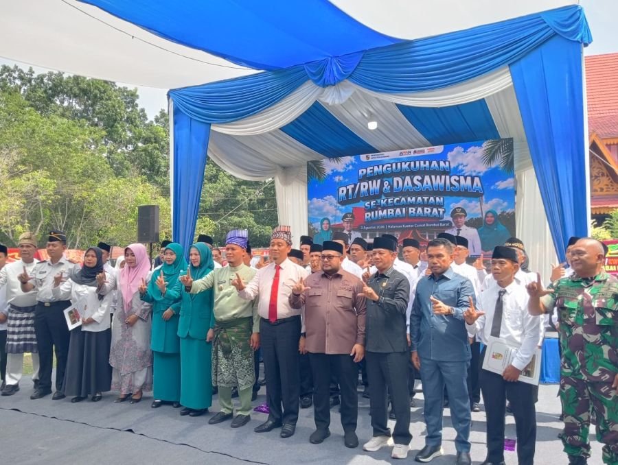 Danramil 08/Rumbai Barat Hadiri Pengukuhan RT, RW dan Dasawisma, Dorong Pelayanan Masyarakat