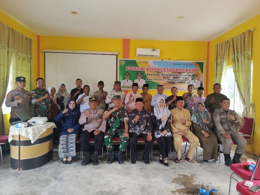 Danramil Tebing Kawal Forum Publik, Dorong Layanan Transparan