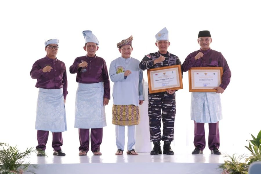 Danrem 033/WP Hadiri Upacara Hari Jadi ke-24 Kepri.