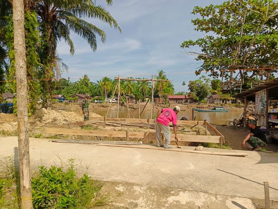 Dari Tepi Sungai Air Hitam, Semangat Gotong Royong Jembatan Garuda Terus Menyala