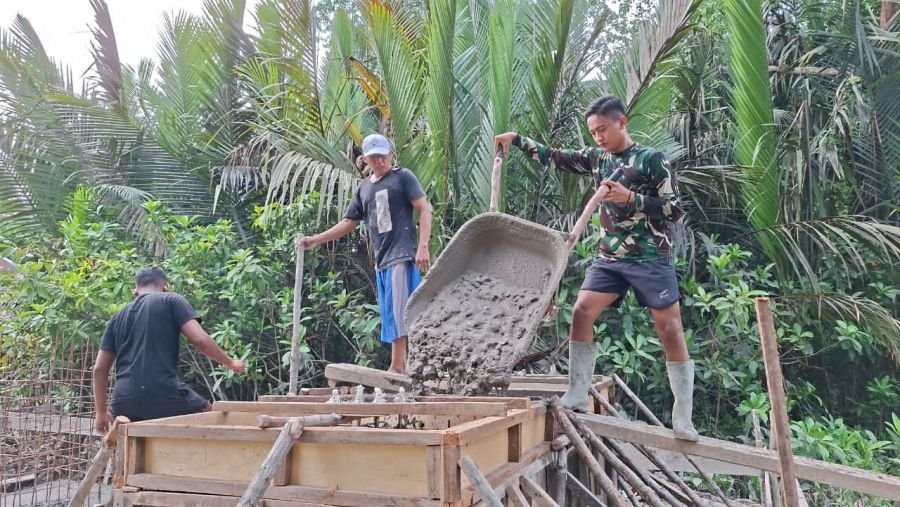 Demi Kemudahan Rakyat, TNI Tak Kenal Lelah Bangun Jembatan Perintis Garuda