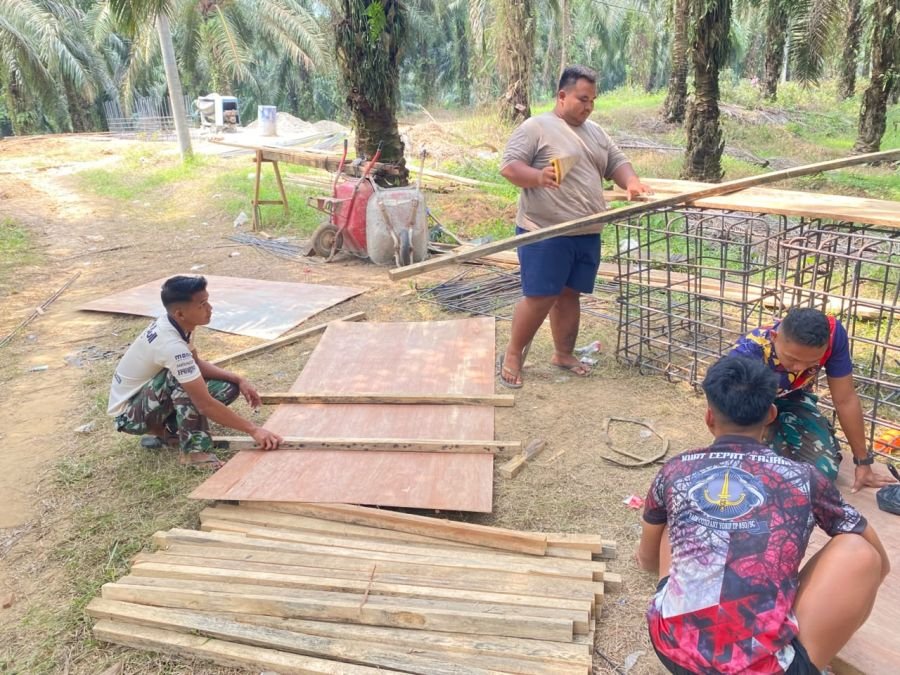 Demi mempermudah akses masyarakat, pembangunan jembatan gantung garuda terus digesa