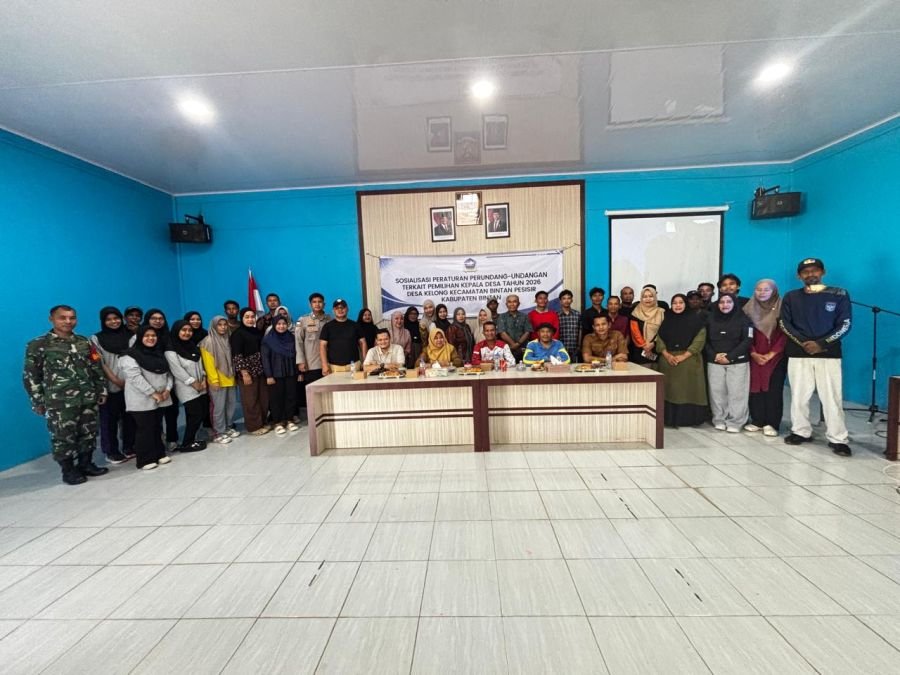 Dukung Pilkades Tertib dan Transparan, Babinsa Desa Kelong Hadiri Sosialisasi Peraturan Perundang-Un
