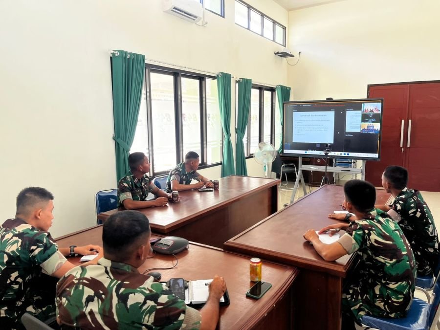 Enam Prajurit Yonif TP 849/BS Ikuti Pelatihan Jurnalistik dan publikasi berita secara vidcon