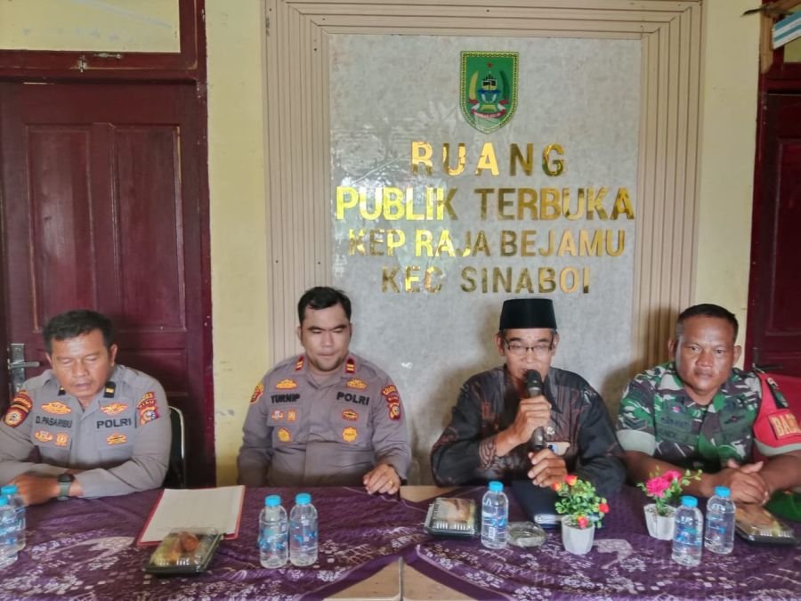 Babinsa dan Polsek Sinaboi Tekankan Berantas Narkoba dan Cegah Curan Sawit di Raja Bejamu