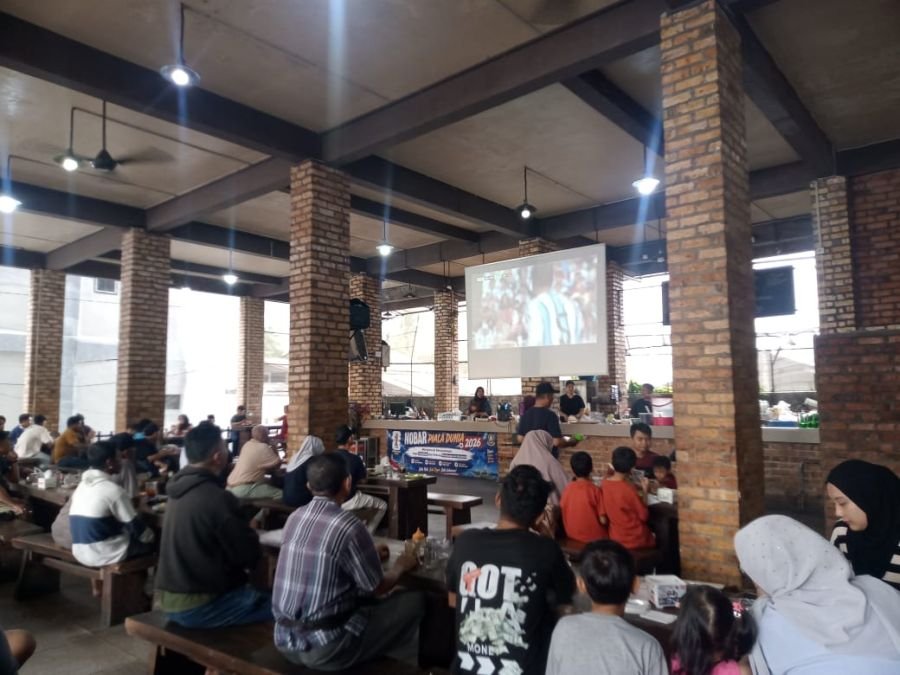 Gelar Nonton Bareng Piala Dunia Bersama Masyarakat.
Pada hari Minggu, 12 Juli 2026, personel