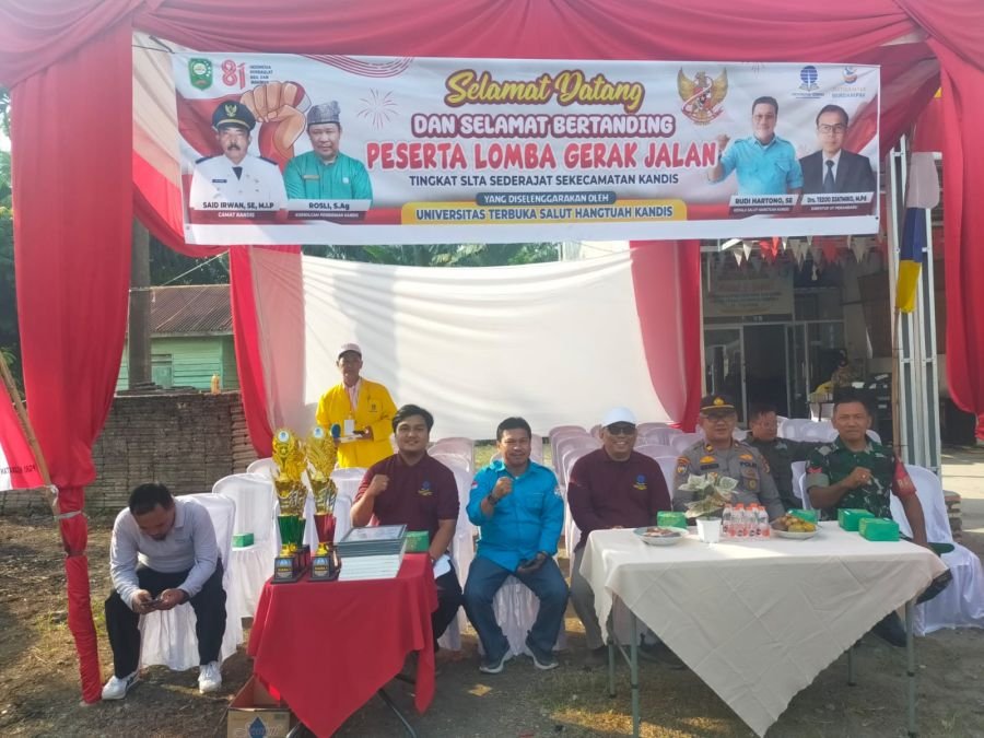 Gerak Jalan SMA Se-Kandis Semarak, Babinsa Dorong Sportivitas Pelajar