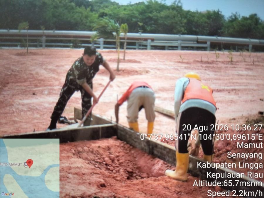 Gerakan Penghijauan dan Penanaman Pohon Bersama Warga Desa Mamut