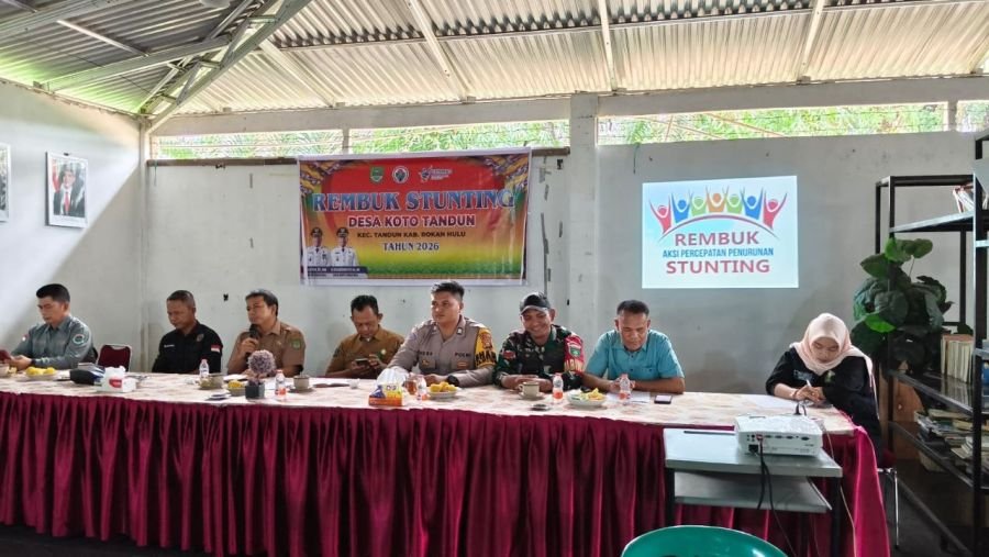 Giat Dampingi Masyarakat, Babinsa Koramil 08/TDN Hadiri Rembuk Stunting dan Musdes Koto Tandun