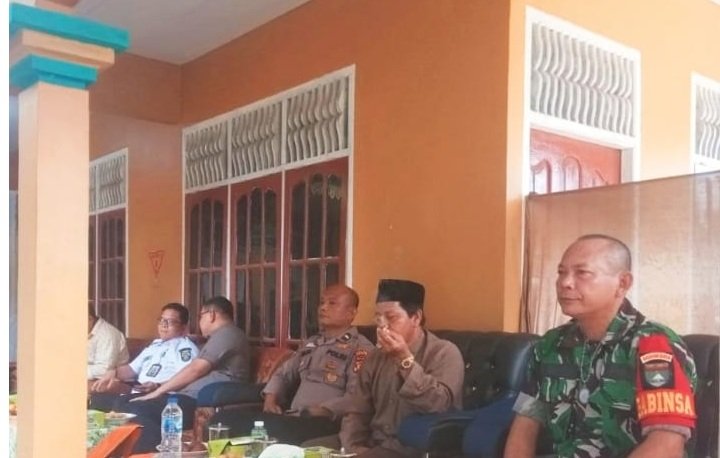 Hadiri RAT Keperasi di Kabupaten Rokan Hulu, Ini Pesan Babinsa Koramil 10 Kunto Darussalam Kodim 031