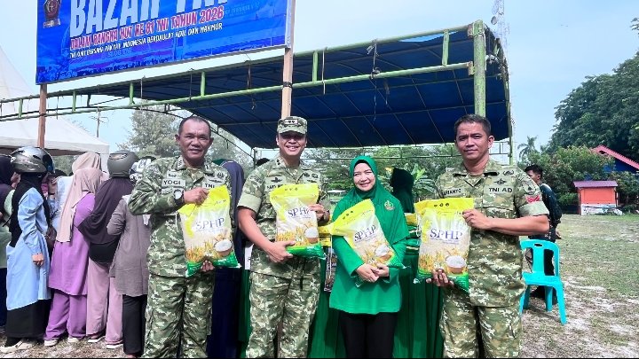 Hari Kedua Bazar Murah Kodim 0303/Bengkalis Diserbu Masyarakat, Sembako Diburu Warga