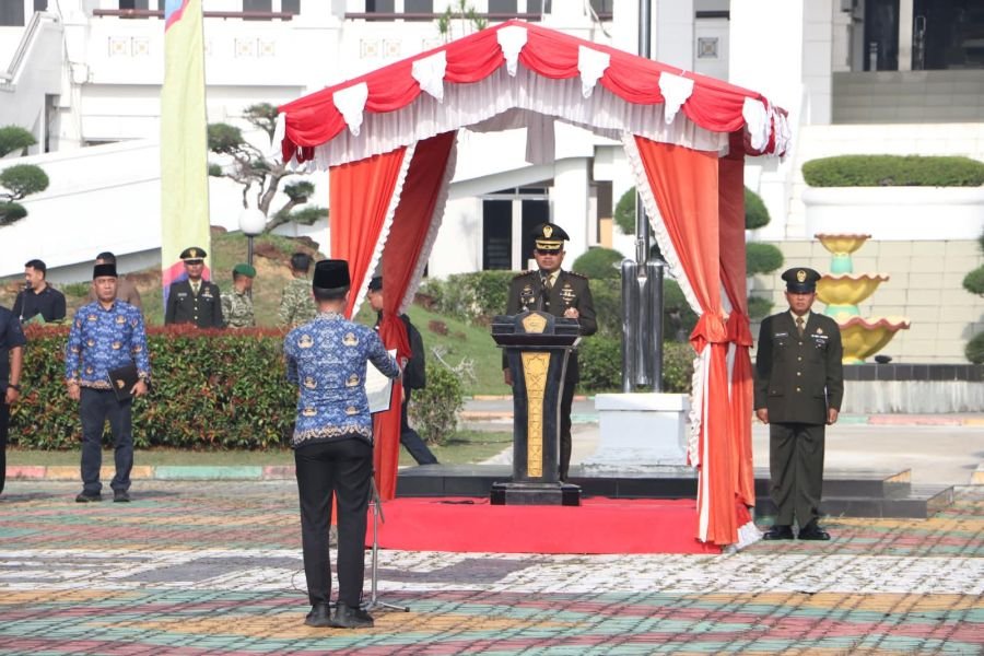 Hari Kesaktian Pancasila di Karimun Dandim Tbk Tegaskan Disiplin Saat Upacara