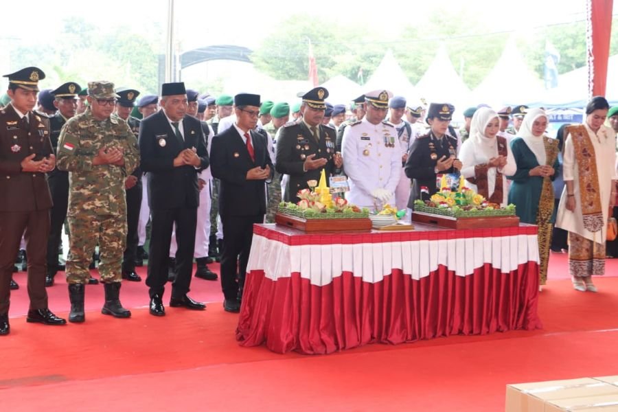 HUT ke-81 TNI di Karimun, Syukuran Berbuah Bantuan dan Pemberdayaan Warga