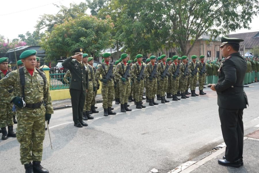 HUT ke-81 TNI, Kodim 0322/Siak Gelar Ziarah Rombongan ke Makam Sultan Syarif Kasim II