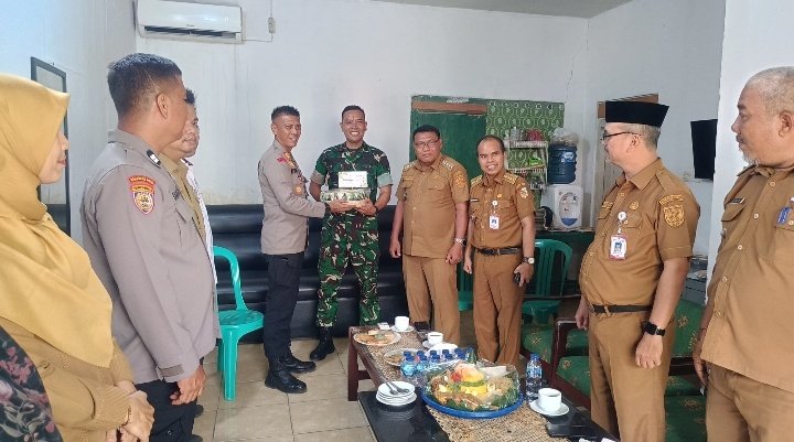 HUT ke-81 TNI Penuh Kehangatan, Polsek dan Dua Kecamatan Sambangi Koramil 04/Lph, Sinergitas