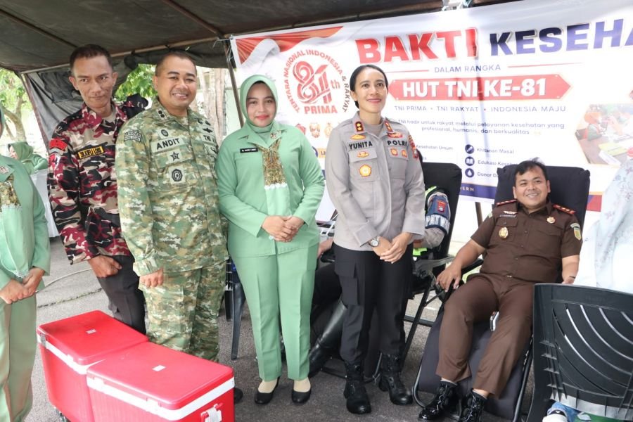 HUT TNI ke-81, Kodim 0317/TBK Gelar Donor Darah dan Sunat Gratis