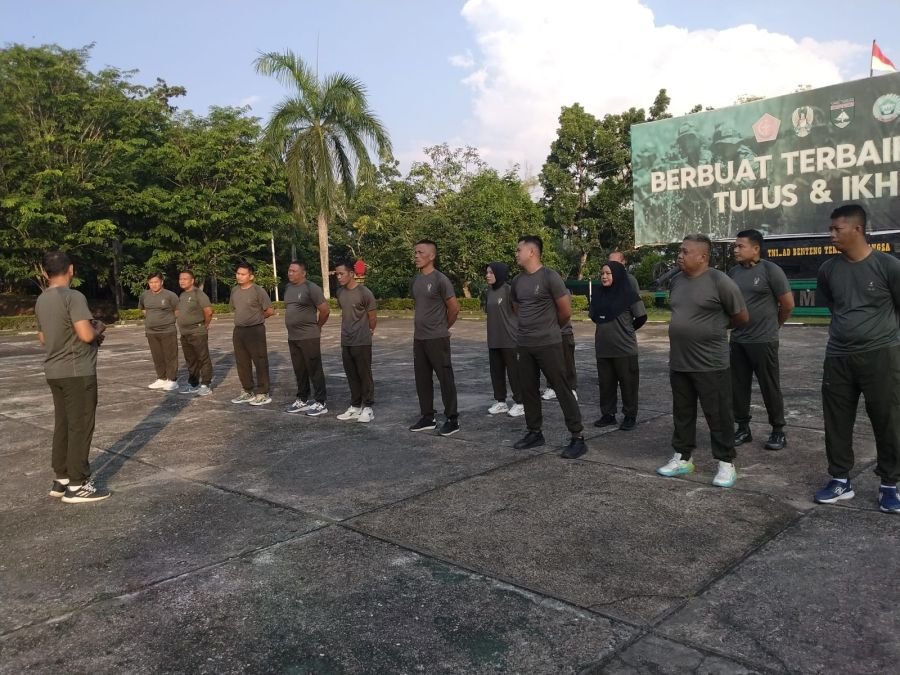 Jaga Kebugaran dan Kebersamaan, Personel Kodim 0315/Tanjungpinang Gelar Apel Pagi dan Senam Bersama