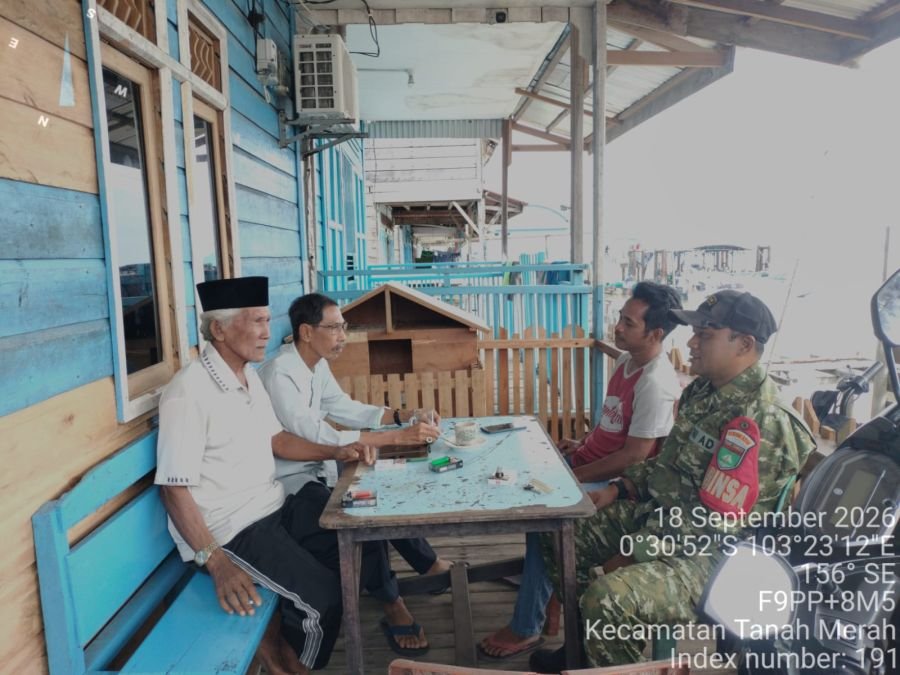 Jaga Kedekatan Dengan Warga, Serka P. Siregar Rutin Gelar Komsos di Desa Tanah Merah