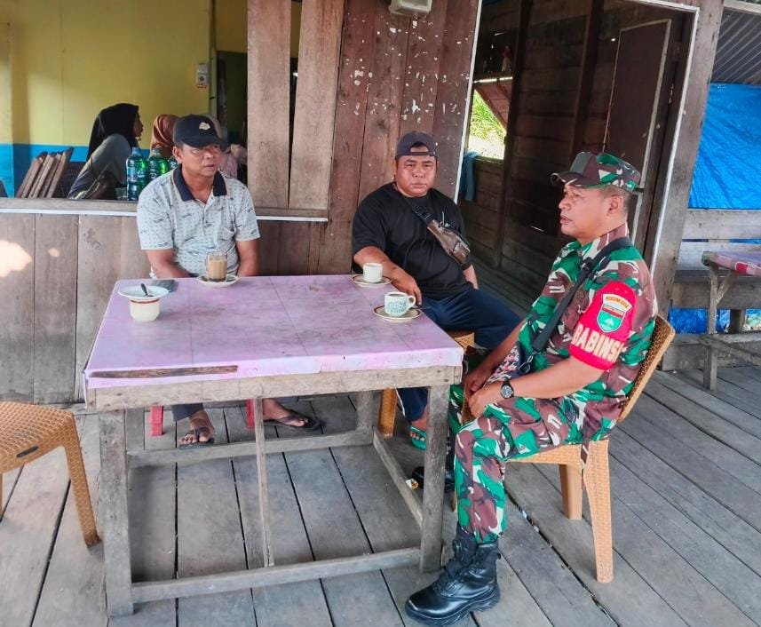 Jaga Kondusivitas Wilayah, Serka M. Yasin Babinsa 01/Tembilahan Rangkul Tokoh Masyarakat