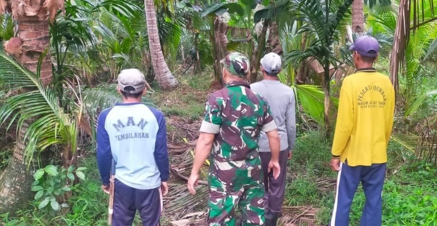 Jaga Wilayah: Sertu Bendri A Patroli Tapal Batas Sambil Sosialisasi Karhutla ke Warga Pulau Kijang