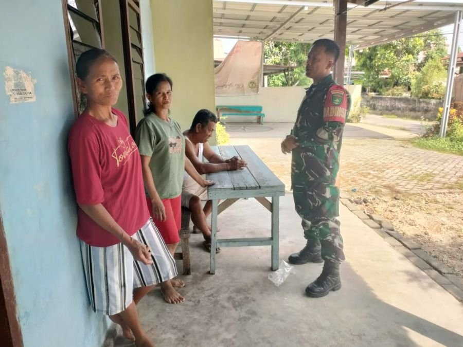 Jalin Kedekatan Dengan Warga, Babinsa Tanjung Rhu Ajak Masyarakat Perkuat Kerukunan