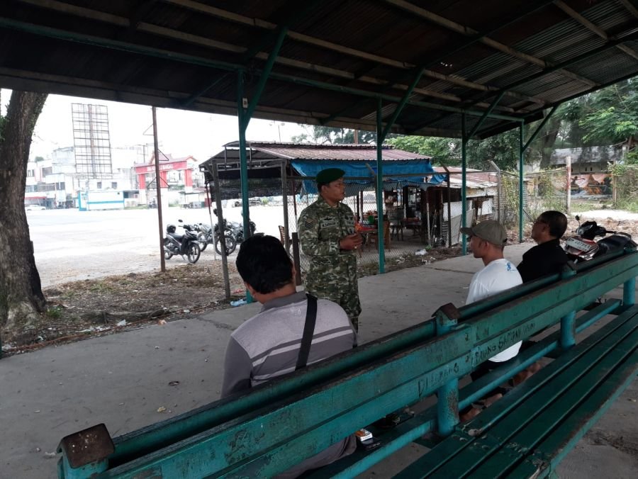 Jalin Kedekatan dengan Warga, Serma N Saragih Laksanakan Sosialisasi di Desa Tengganau