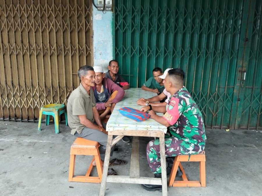 Jalin Silaturahmi, Babinsa Dorong Lansia Tetap Aktif dan Sehat di Usia Senja