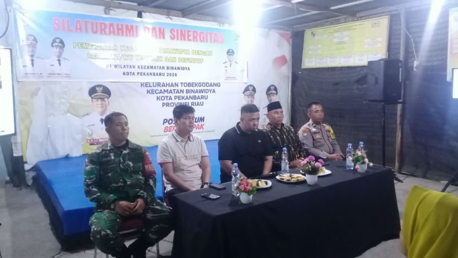 Jelang Pelantikan Serentak, Babinsa Tobek Godang Hadiri Silaturahmi RT dan RW Terpilih