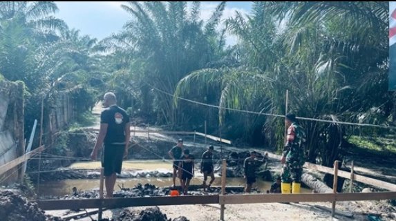 Jembatan Garuda Dibangun, Senyum Warga Pun Perlahan Hadir