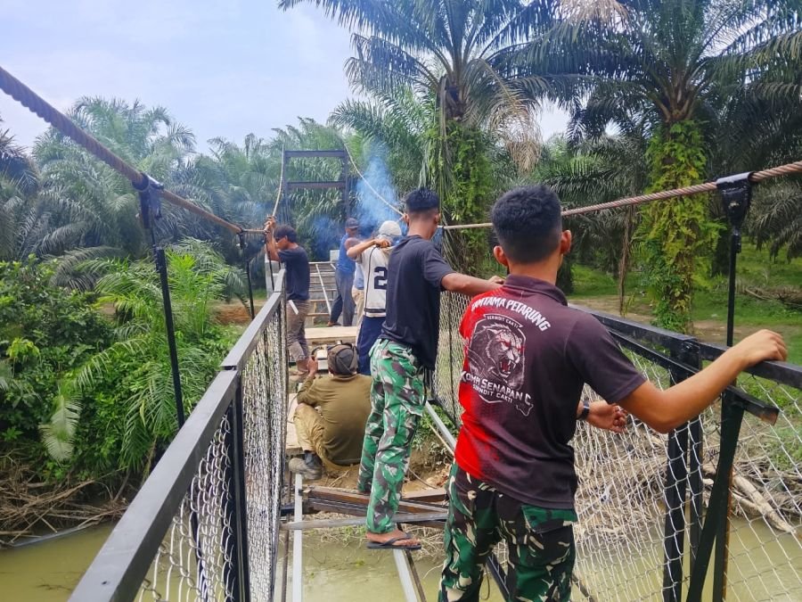 Jembatan Garuda Sukaraja Kian Rampung, Pagar Kawat Mulai Terpasang