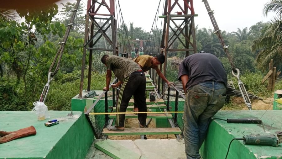 Jembatan Perintis Garuda: Hangar Kelar, Pekerjaan Pagar Dikebut Akses Dua Dusun Makin Dekat