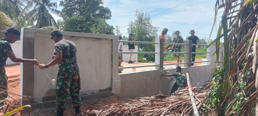 JEMBATAN SUNGAI MATA I MASUKI TAHAP FINISHING PENGECATAN