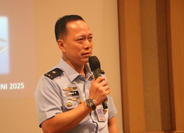 Kadisopslatau Berikan Sosialisasi Pembinaan Profesi Kepada Penerbang Tempur Lanud RSN