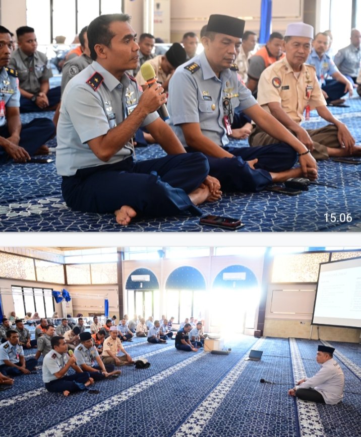 Kajian Islam Tentang Zakat Fitrah, Personel Lanud Roesmin Nurjadin Sempurnakan Ibadah Ramadan